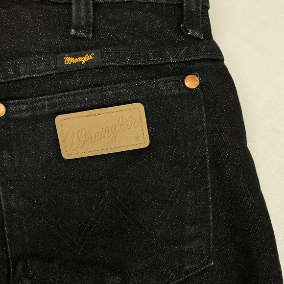 Wrangler Black Straight Leg Jeans - Picture 4 of 5